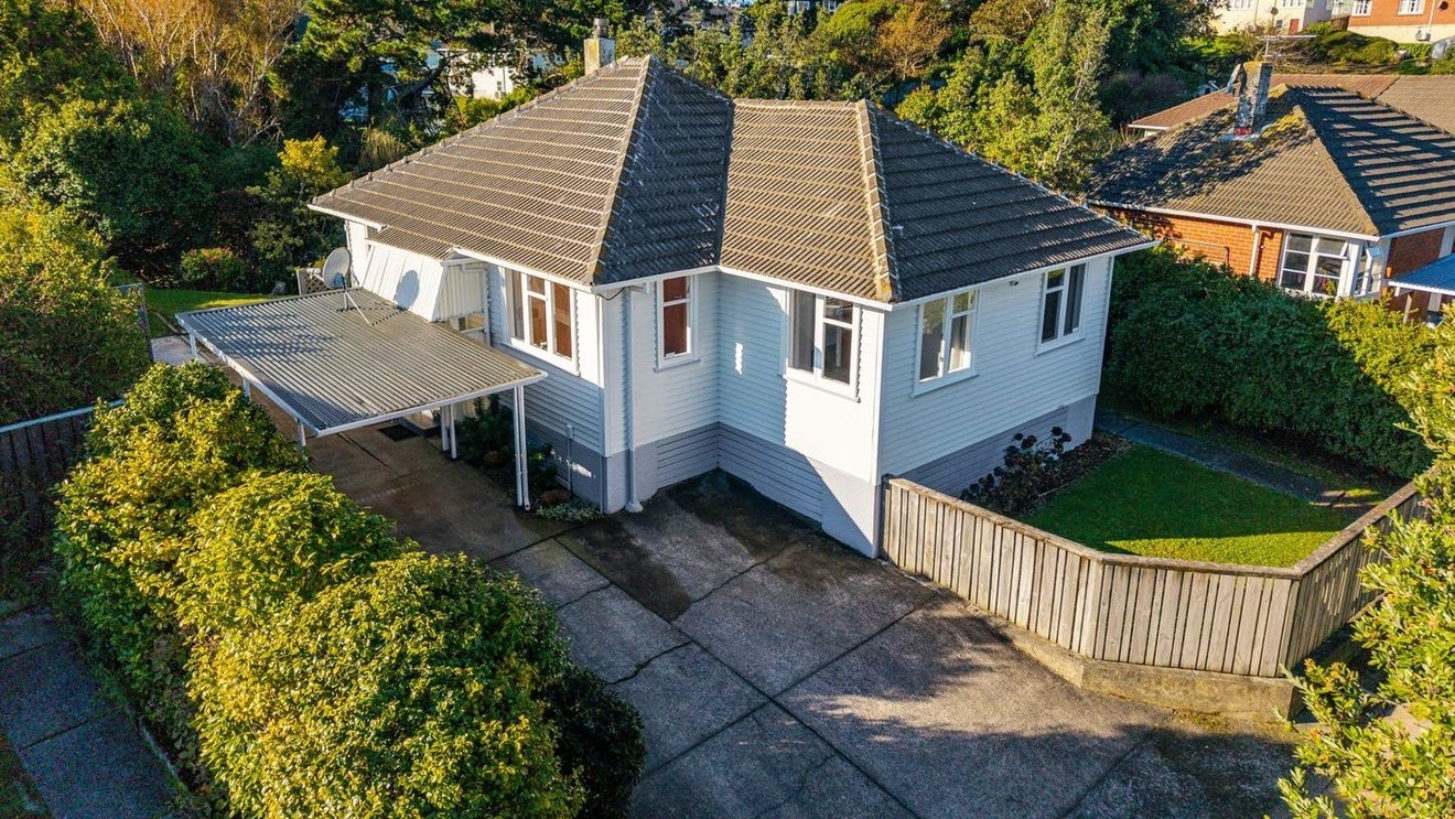 25 Mckillop Street, Ranui, Porirua - Carousel 1
