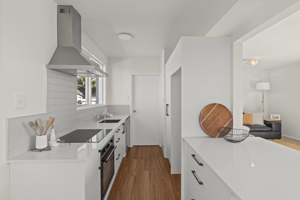 21 Maces Road, Bromley, Christchurch City, Canterbury - Carousel 2