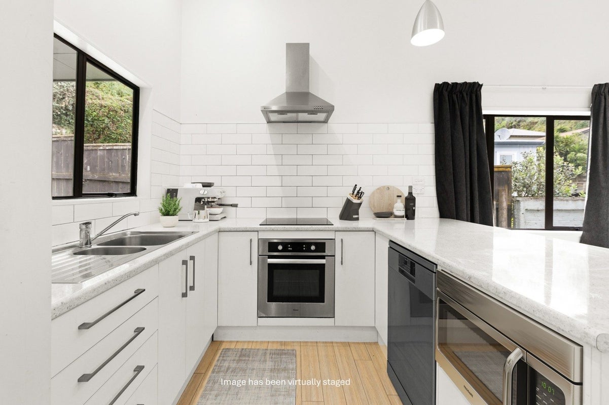 101 Shakespeare Road, Bluff Hill, Napier - Carousel 2