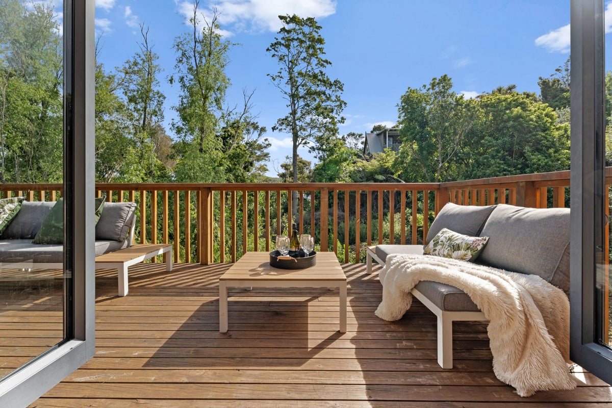 99 Onetangi Road, Waiheke Island, Waiheke Island - Carousel 2
