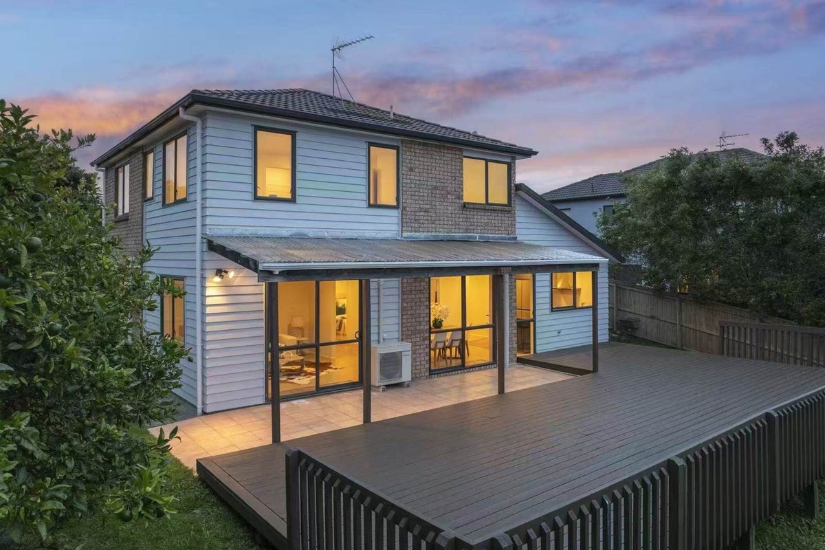 27 William Gamble Drive, Greenhithe, Auckland - Carousel 2