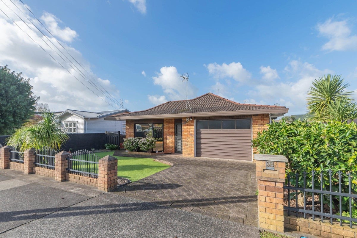 3B Nelson Street, Papakura, Papakura - Carousel 19