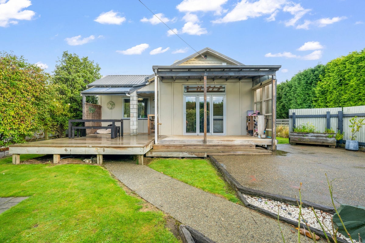 167 Dunns Road, Otatara, Invercargill - Carousel 1