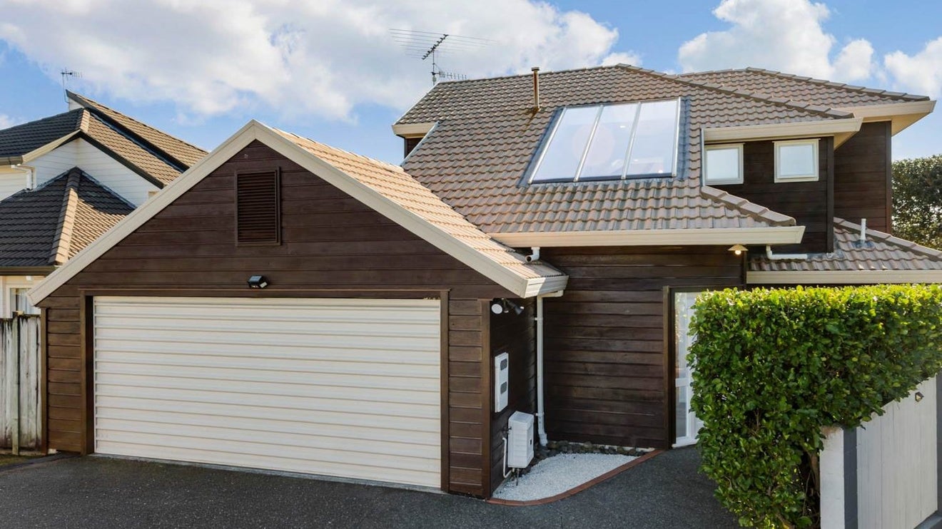 13 The Oaks, Ellerslie, Auckland - Carousel 1