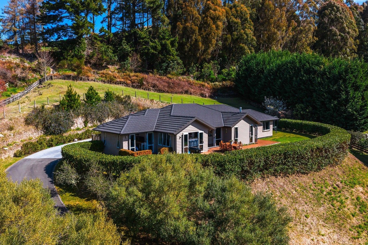 90 Dalmore Way, Acacia Bay, Taupo - Carousel 1