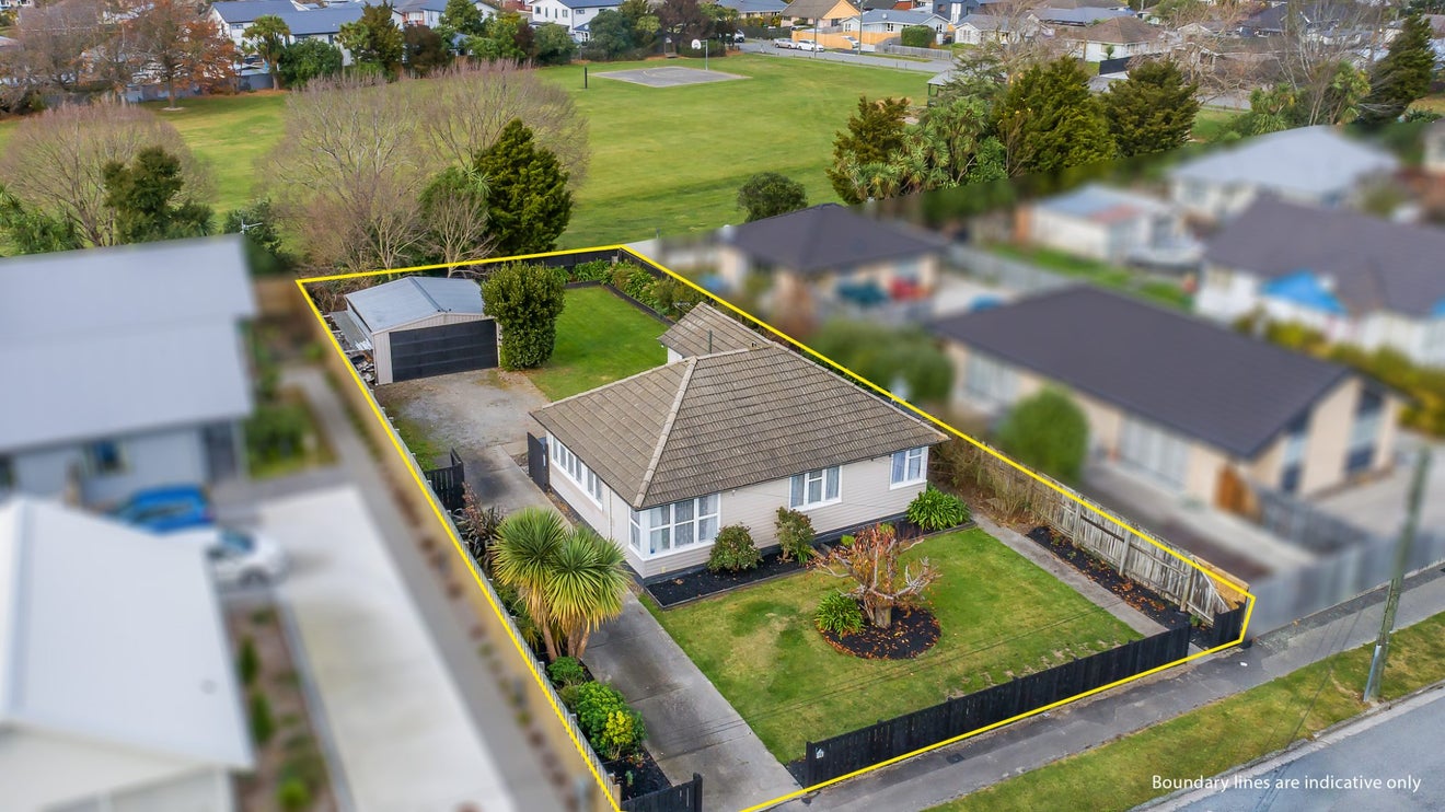 10 Camden Street, Northcote, Christchurch - Carousel 1