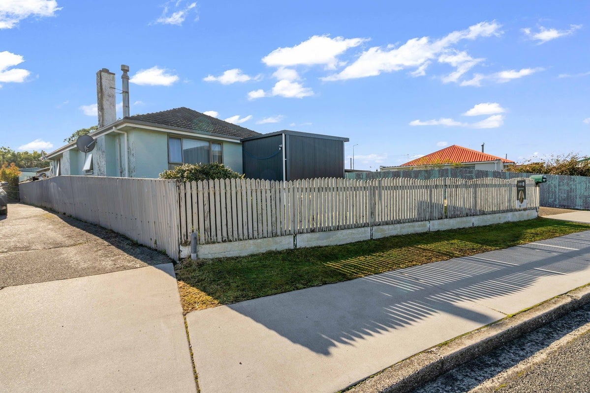 150 Moulson Street, Strathern, Invercargill - Carousel 1