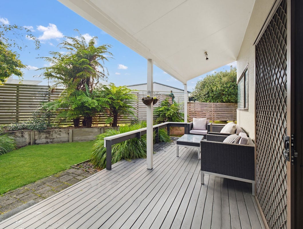 74B Grand Vue Road, Kawaha Point, Rotorua - Carousel 2