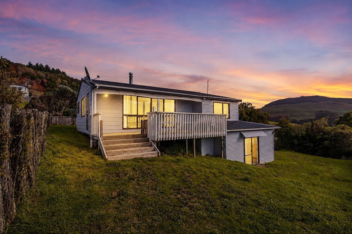 4 Te Pohue Street, Omori, Turangi - Carousel 1