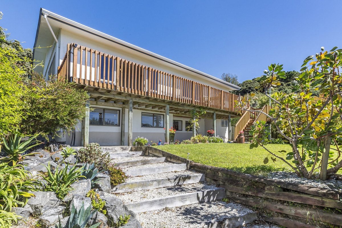 14 Kenef Road, Paremata, Porirua - Carousel 2