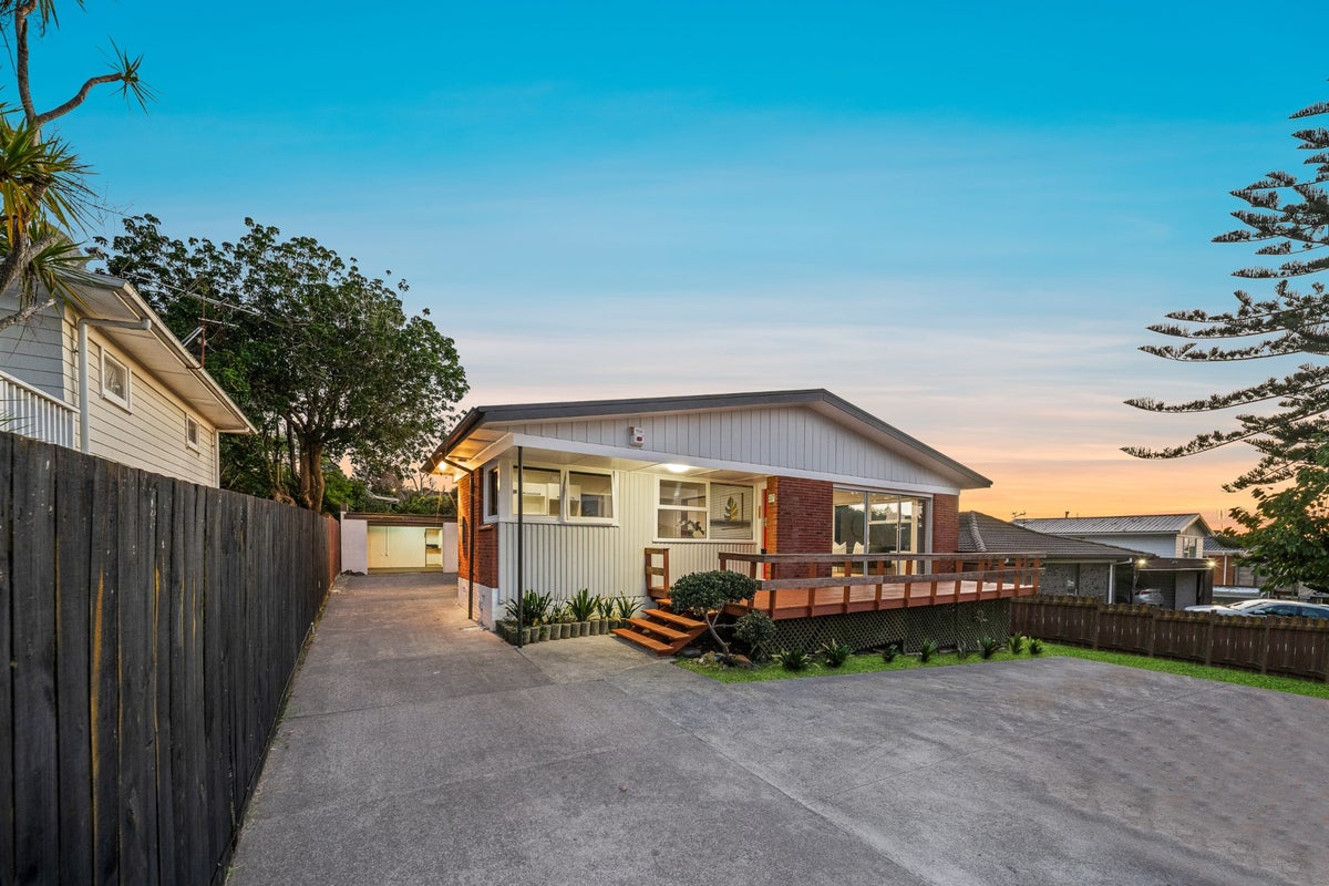 37 David Avenue, Hillpark, Auckland - Carousel 2