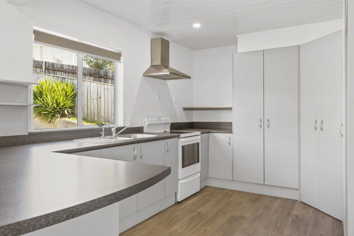 2/230 Rifle Range Road, Tauhara, Taupo - Carousel 2