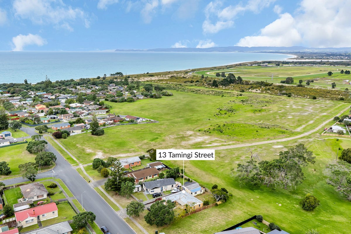 13 Tamingi Street, Ruakaka - Carousel 12