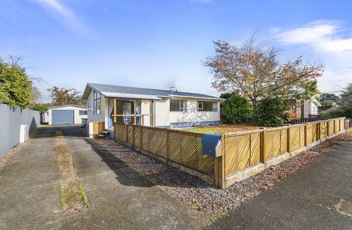 127 Winchester Street, Ashhurst, Ashhurst - Carousel 1
