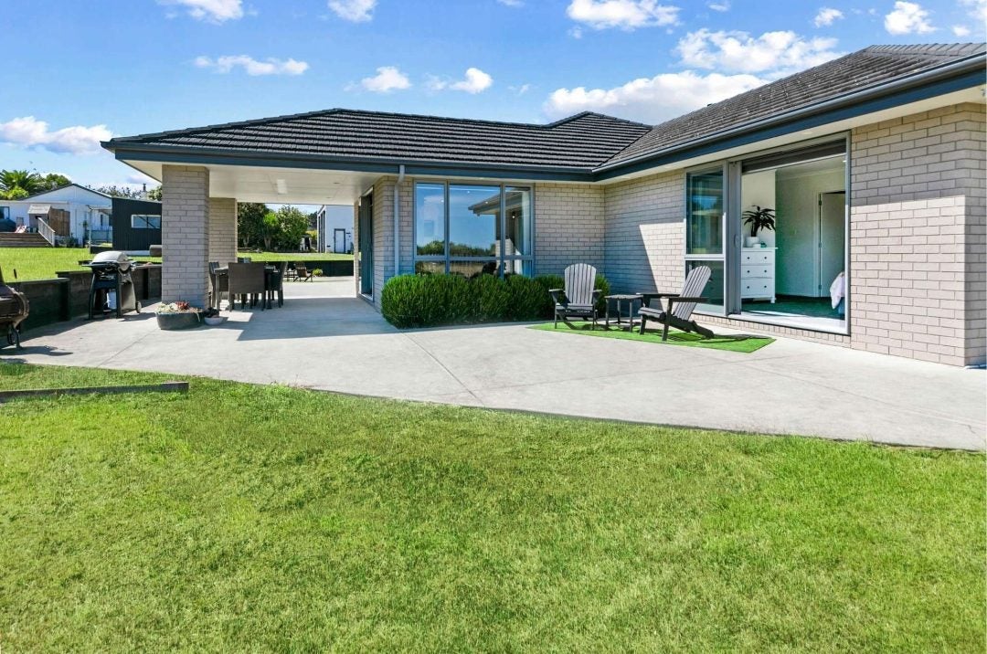 9 Fitzgerald Road, Drury, Drury - Carousel 1