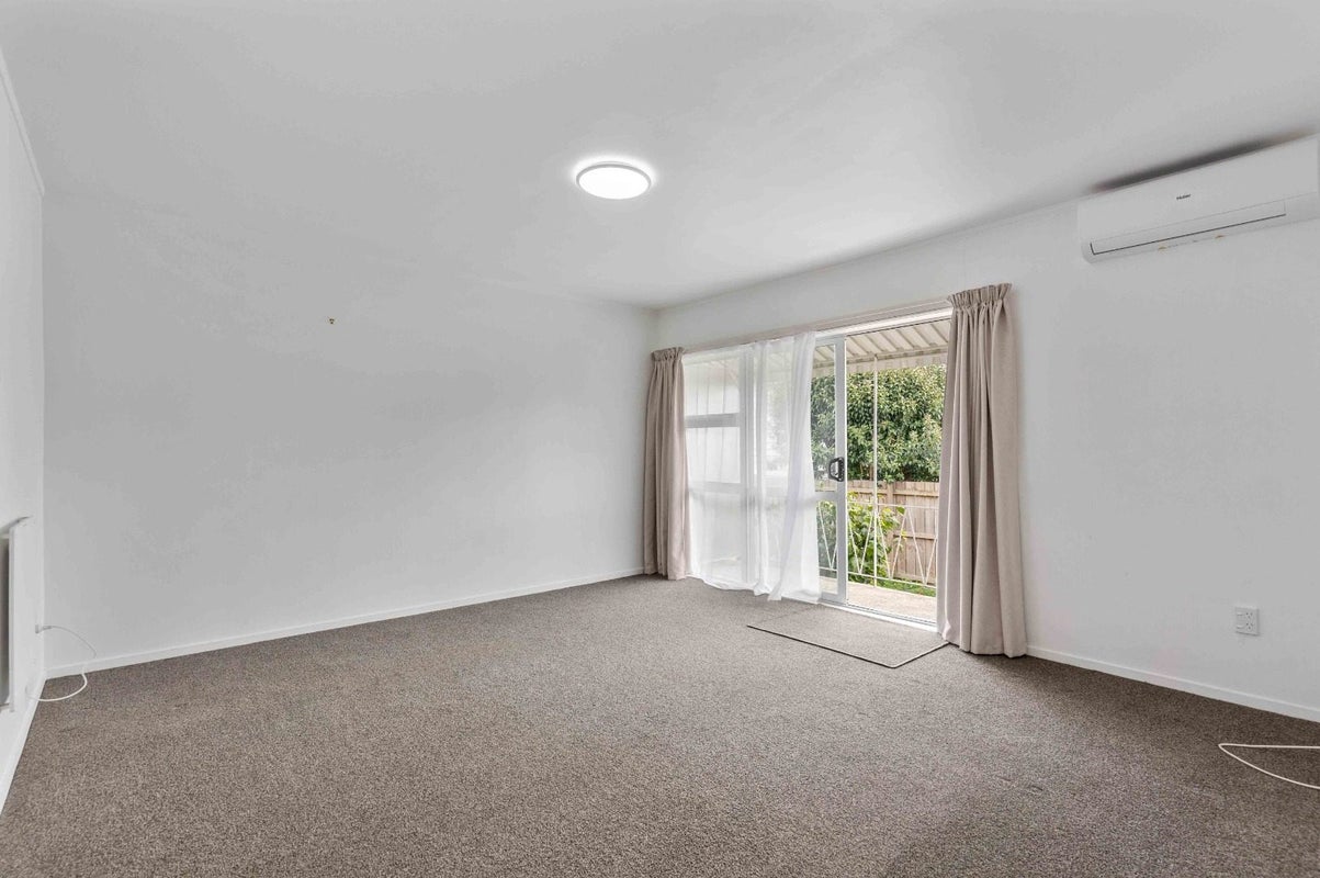 3/4 Cambourne Road, Sandringham, Auckland - Carousel 2