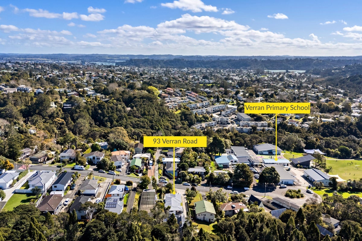 93 Verran Road, Birkenhead, Auckland - Carousel 24
