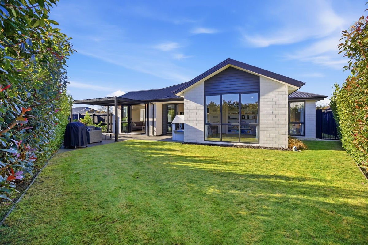 9 Guyon Street, Marshland, Christchurch - Carousel 1