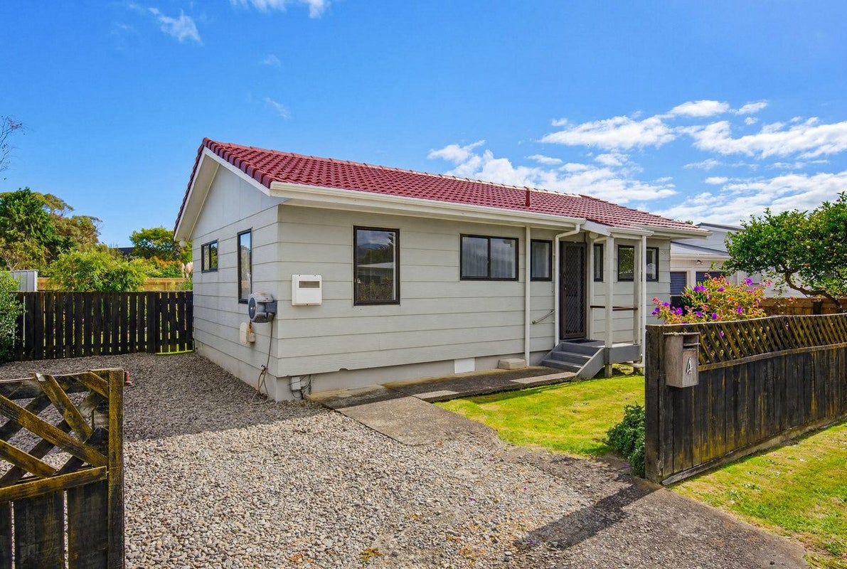 4 Sharda Grove, Paraparaumu Beach, Paraparaumu - Carousel 2