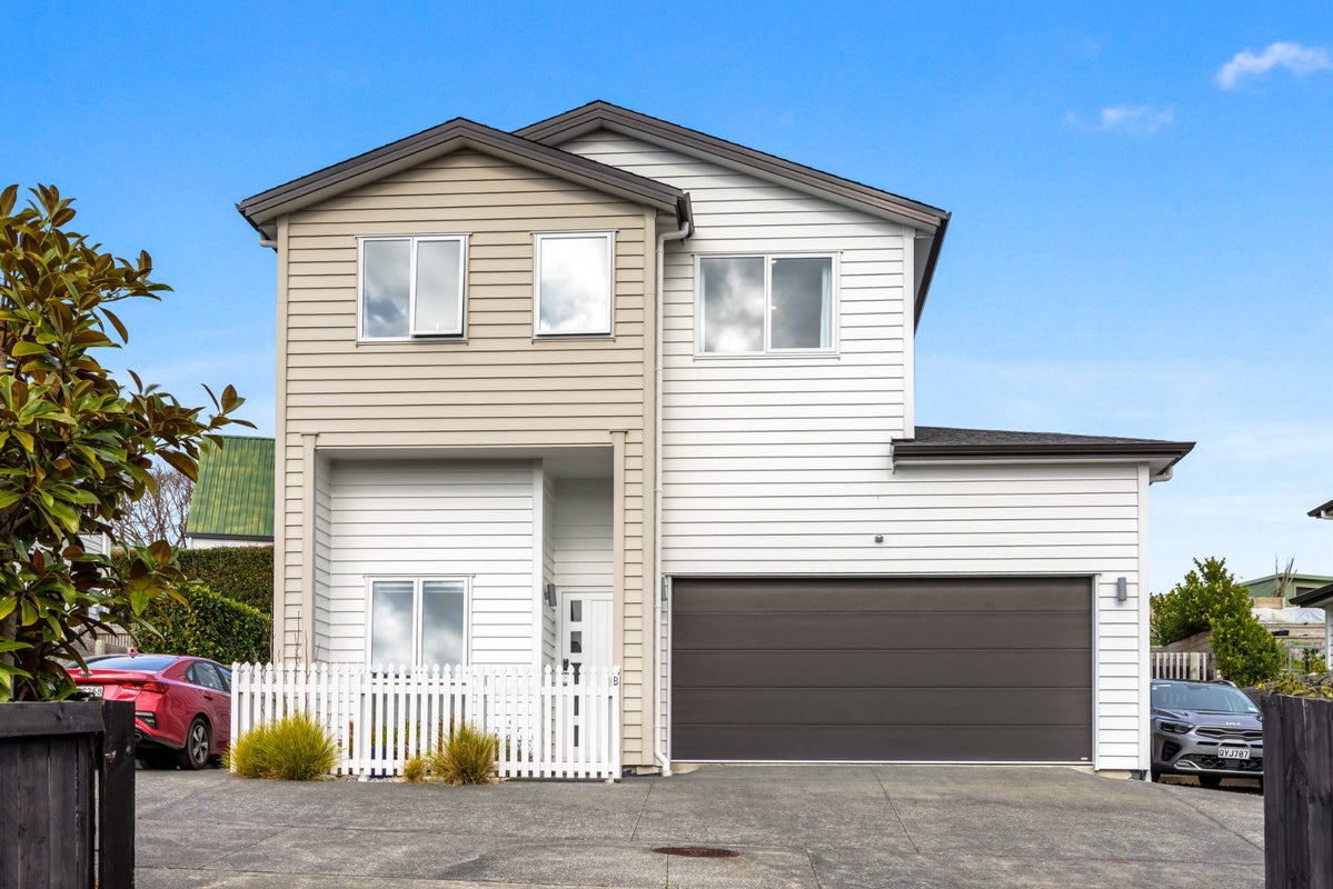 31B Weatherly Road, Torbay, Auckland - Carousel 1
