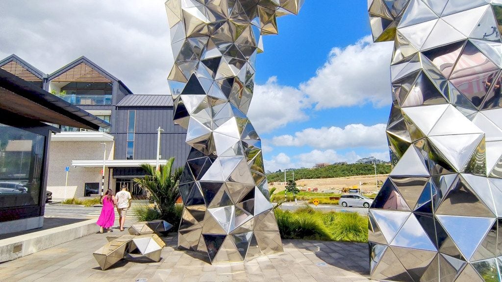 41 Bounty Road, Long Bay, Auckland - Carousel 48