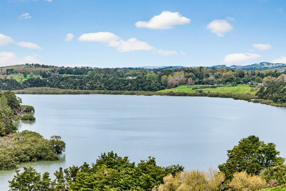 102B James Road, Maungaturoto - Carousel 1
