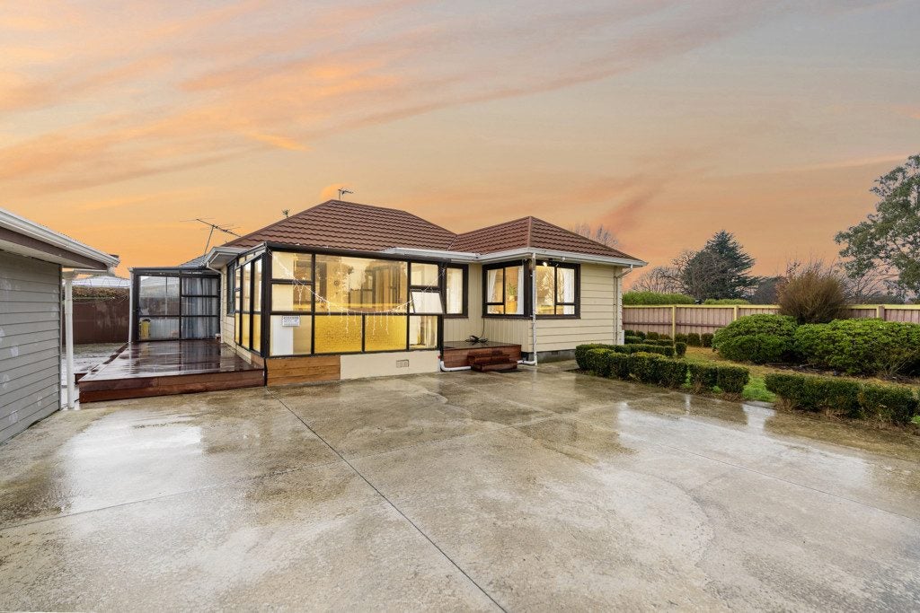 35 Manurere Street, Hei Hei, Christchurch - Carousel 1