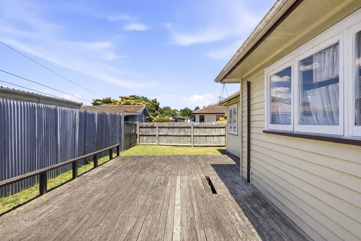 14 John Street, TAUHARA, TAUPO - Carousel 10