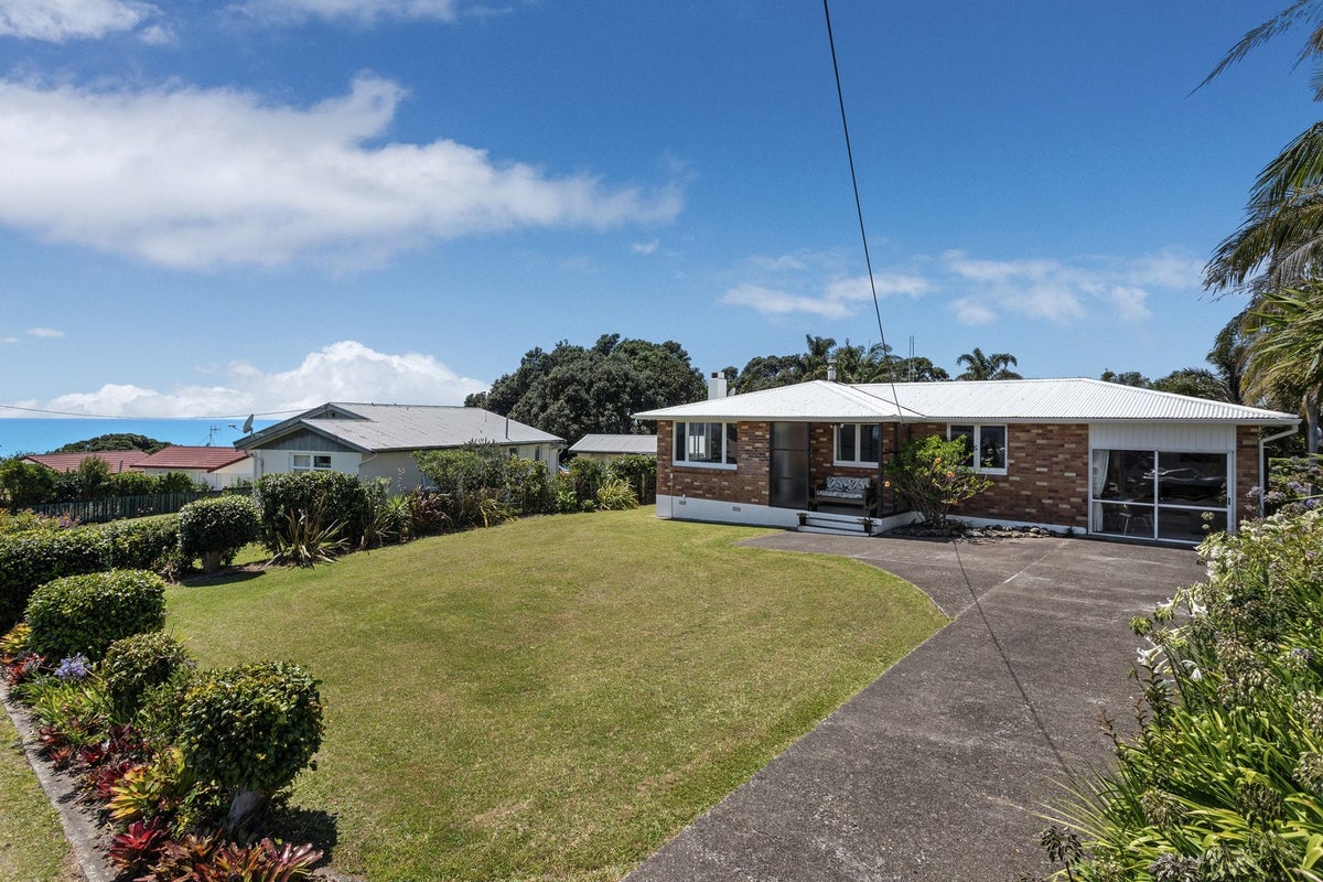 13 Paerata Ridge Road, Waiotahi, Opotiki, Bay Of Plenty - Carousel 1