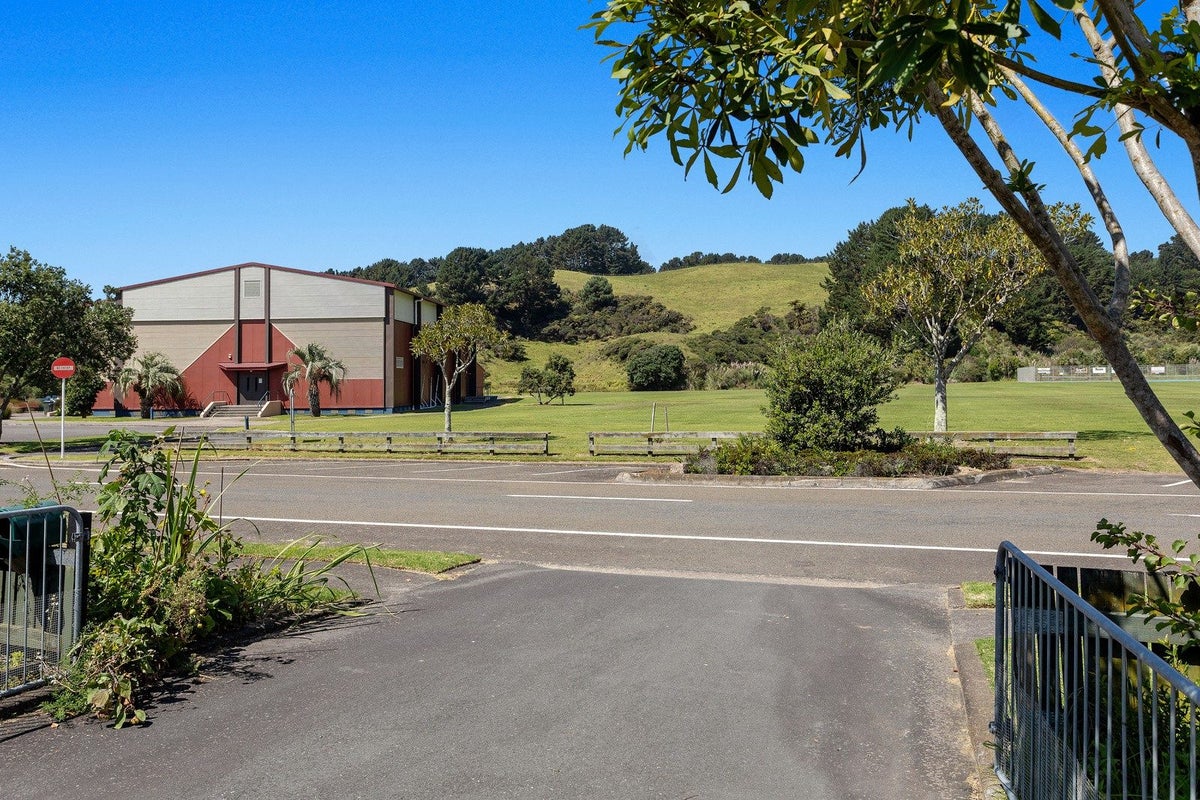 10 Bluett Road, Ohope, Ohope - Carousel 24