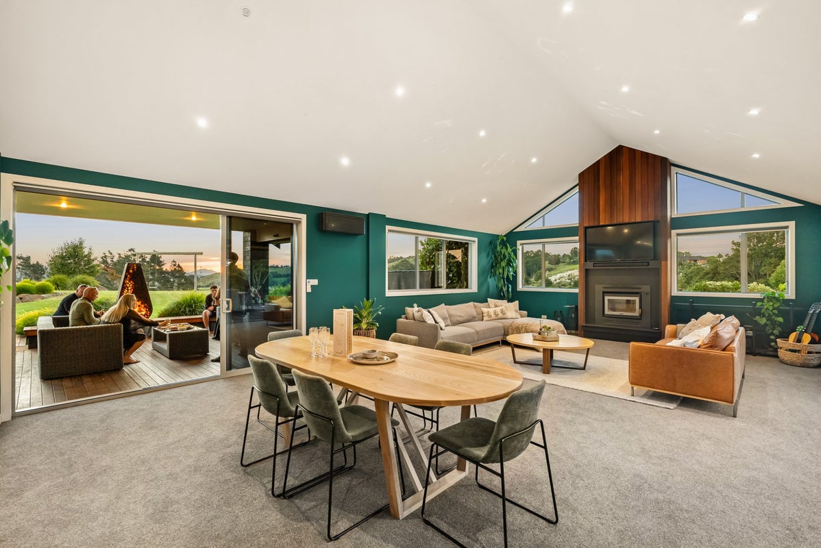 7 Rydean Way, Kamo - Carousel 36