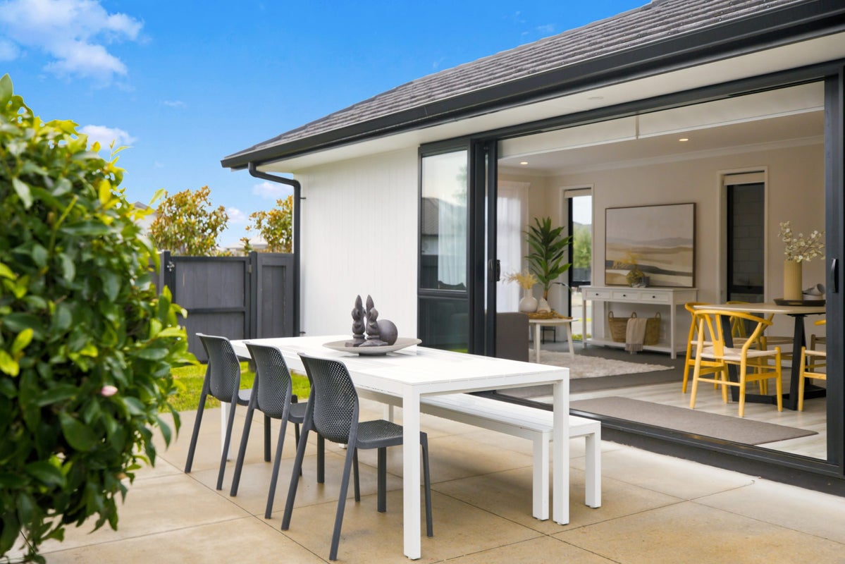 30 Kaiora Drive, Papamoa Beach, Papamoa - Carousel 1