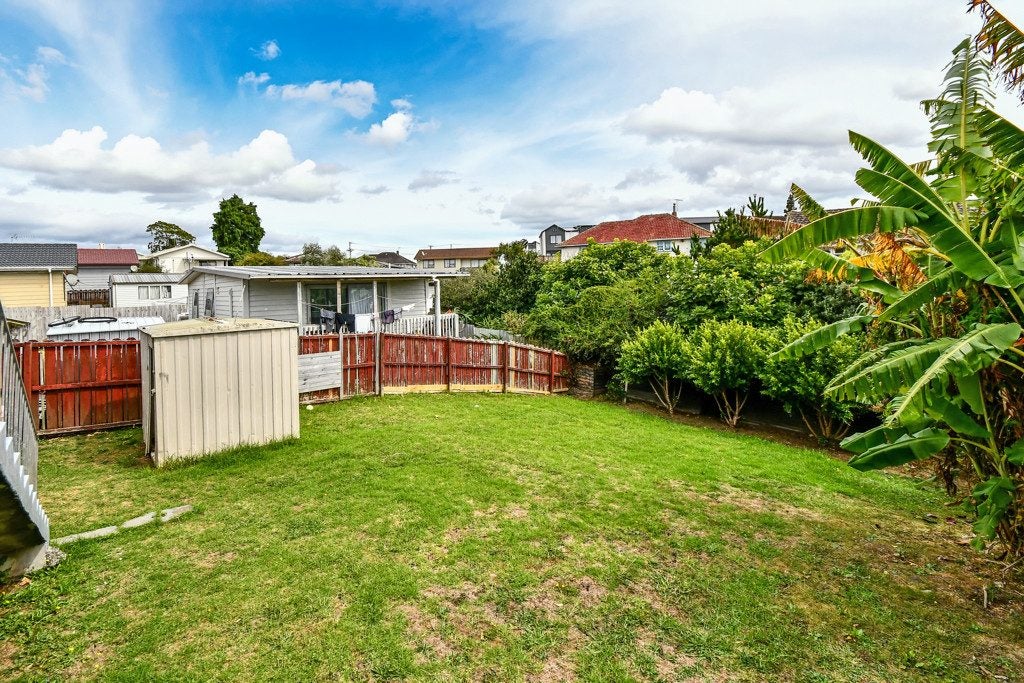 1/18 Coombe Avenue, Otara, Auckland - Carousel 14