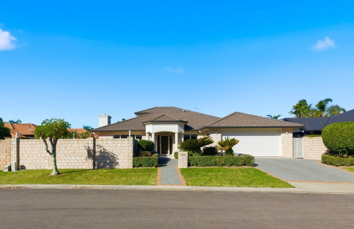29 St Heliers Place, Papamoa Beach, Papamoa - Carousel 1