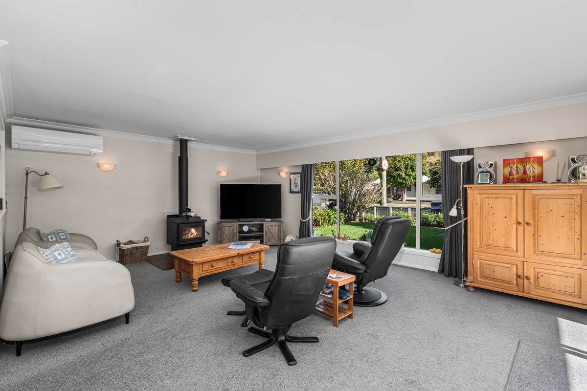 9 Thorpe Street, Sumner, Christchurch - Carousel 2