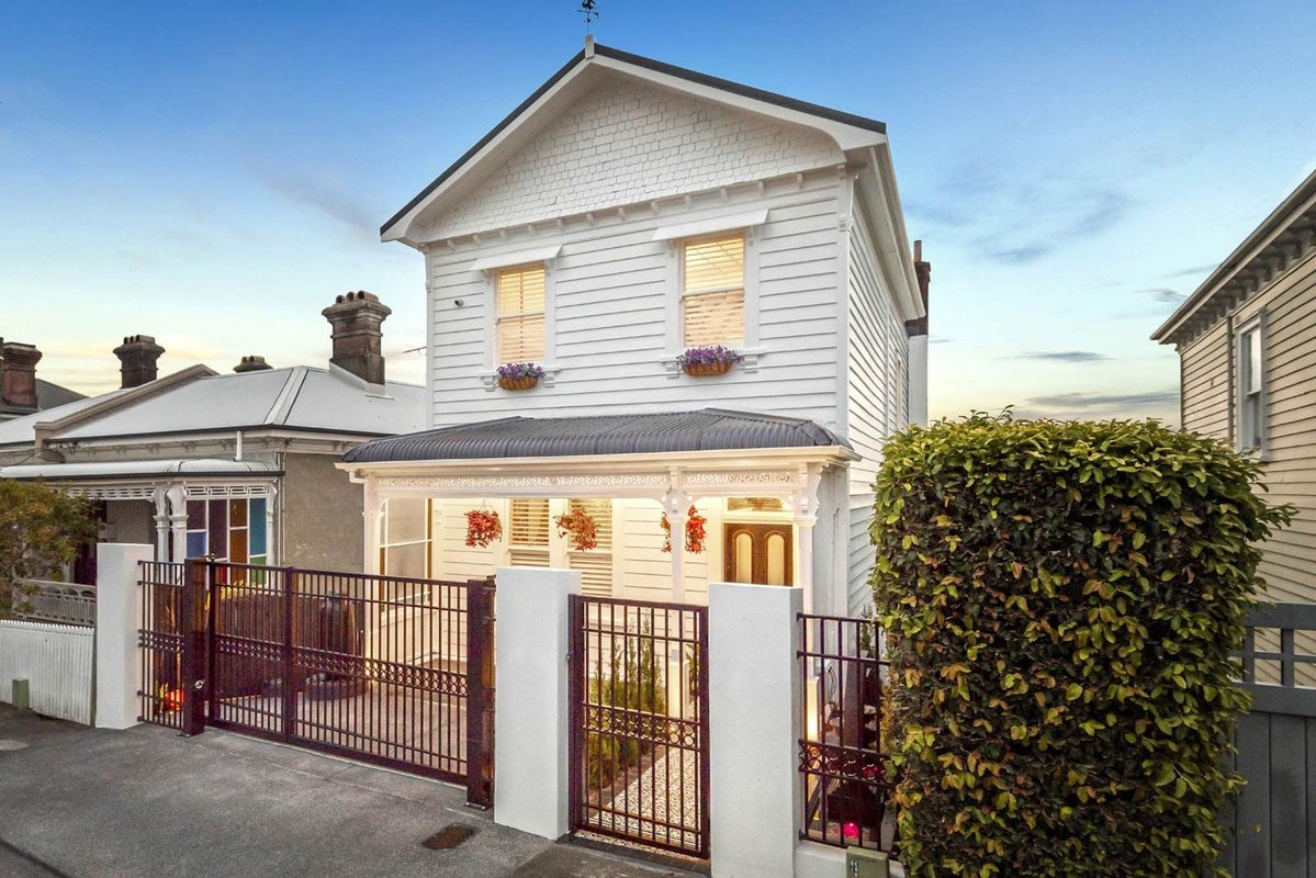 26 Dedwood Terrace, Saint Marys Bay, Auckland - Carousel 1
