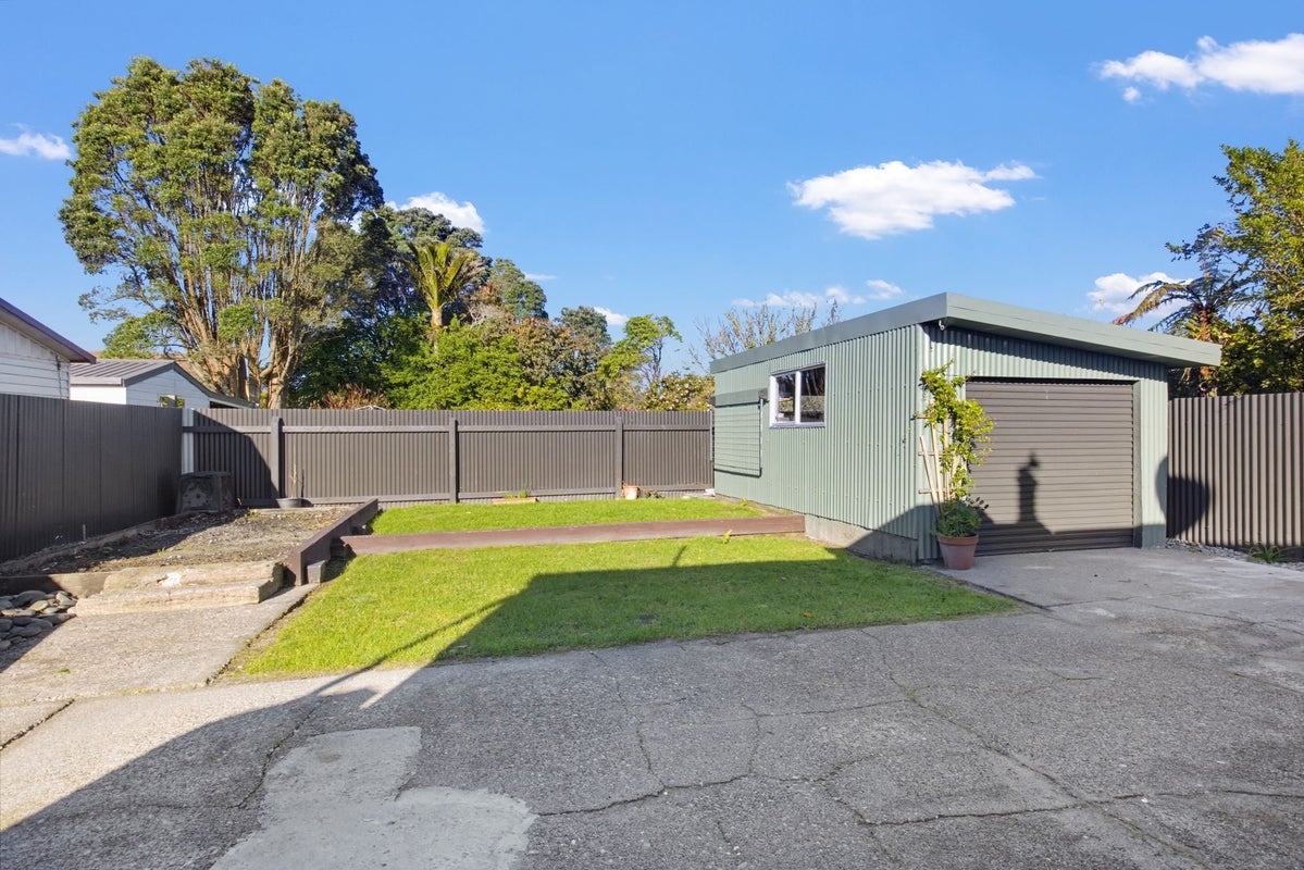 34 Cobden Street, Westport, Westport - Carousel 10