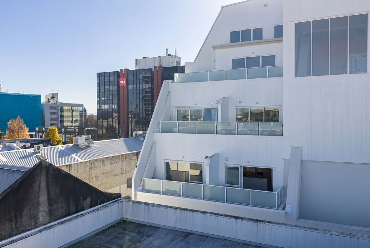 13/391 Victoria Street, Hamilton Central, Hamilton - Carousel 1