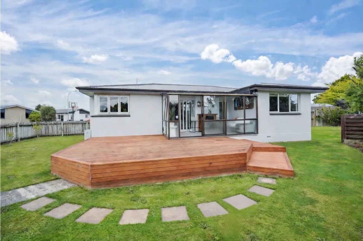 8 Nevis Crescent, Grasmere, Invercargill - Carousel 2