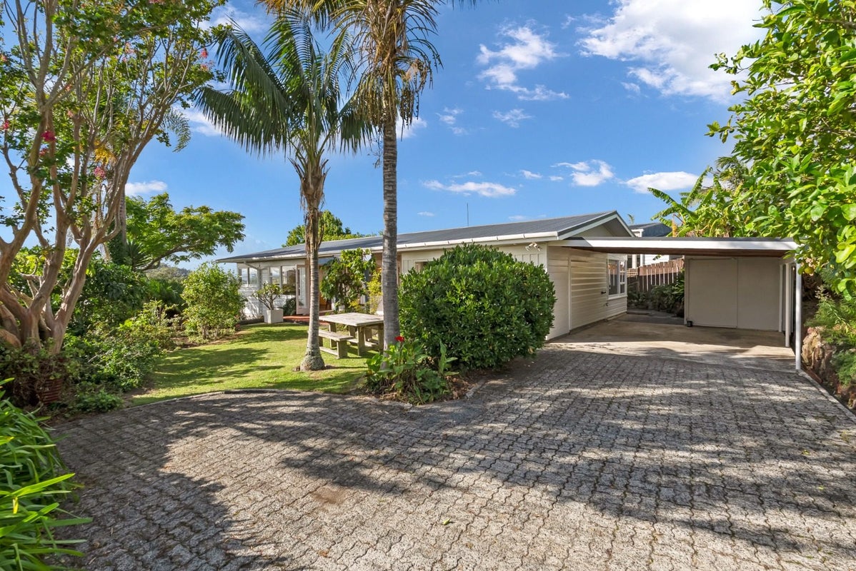 5A Paratai Crescent, Woodhill, Whangarei - Carousel 1