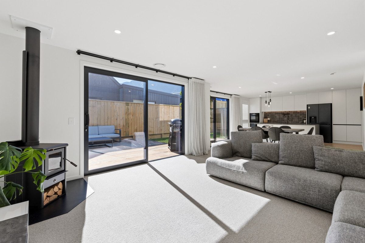 38 Shelduck Road, Jacks Point, Queenstown - Carousel 2
