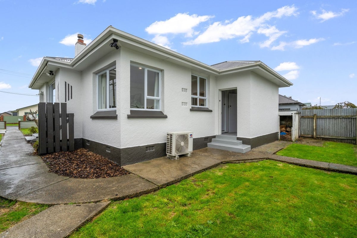 18 Moa Street, Waikiwi, Invercargill - Carousel 17