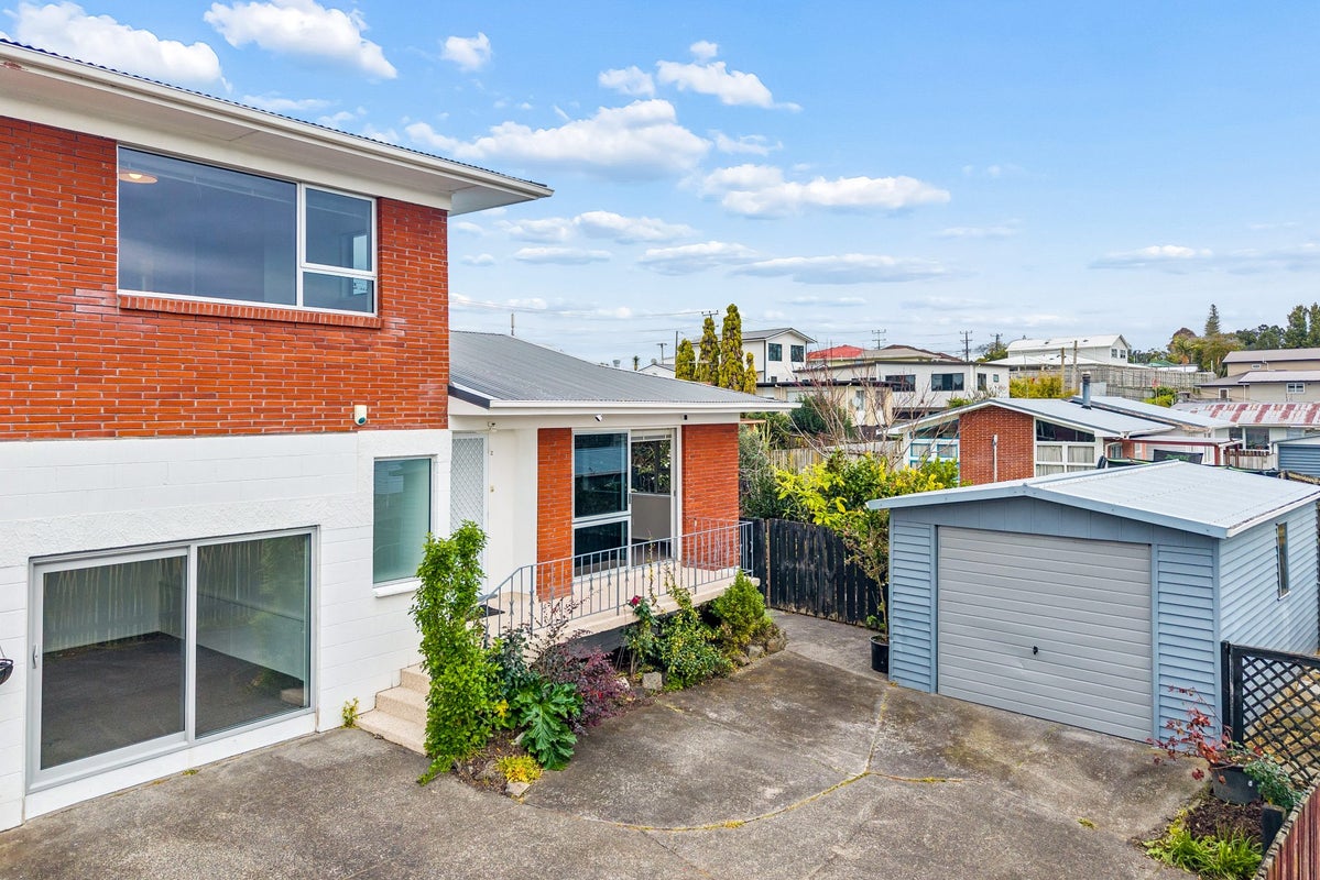 2/65 Butterworth Drive, Glendene, Auckland - Carousel 2
