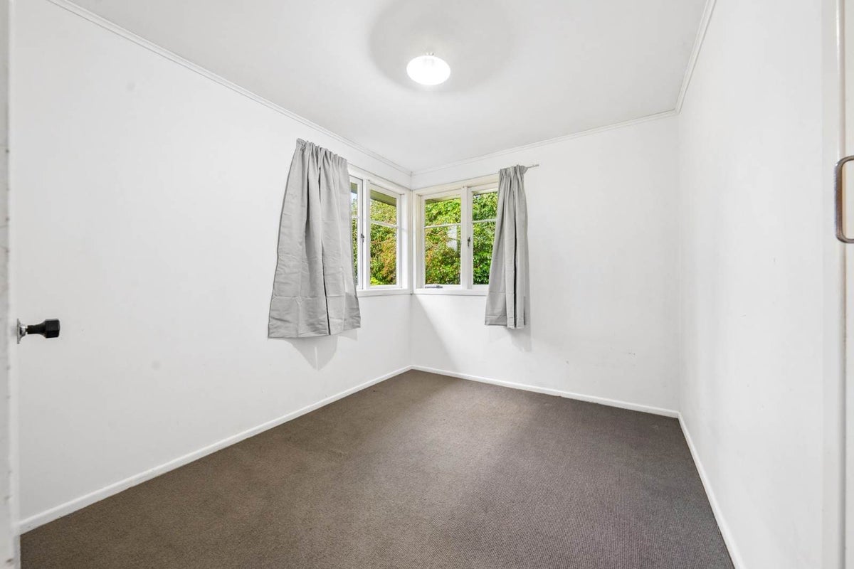 6A Holman Road, Te Atatu Peninsula, Auckland - Carousel 22