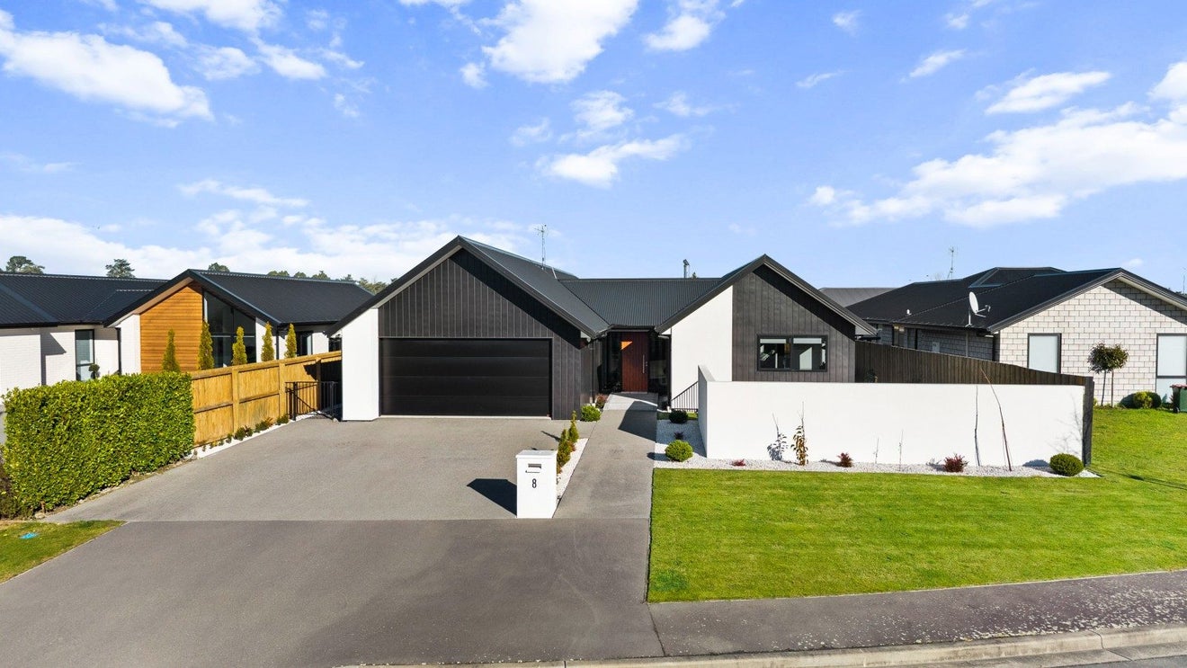 8 Redhaven Rise, Netherby, Ashburton - Carousel 1