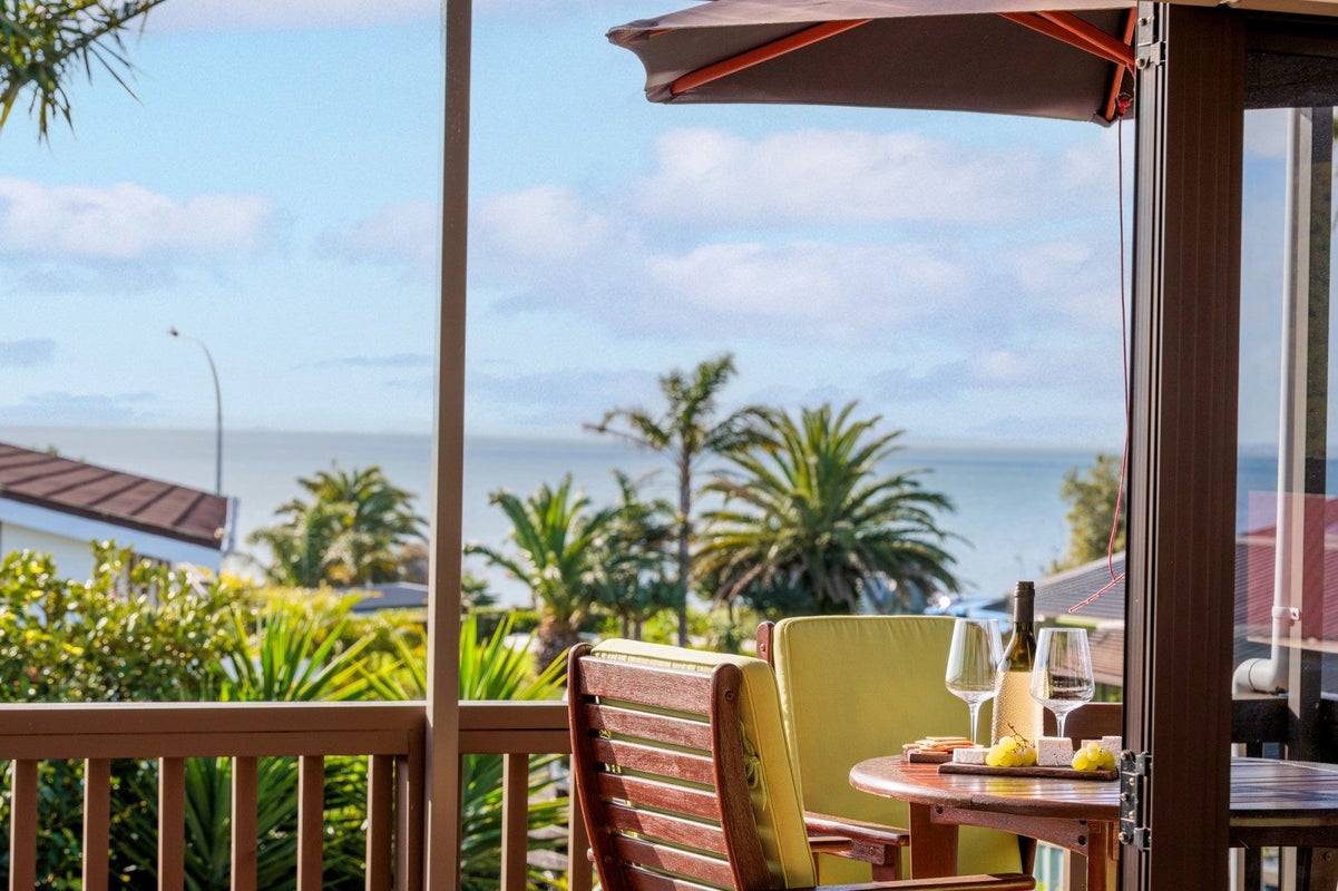 5 Taihiki Road, Clarks Beach, Clarks Beach - Carousel 1