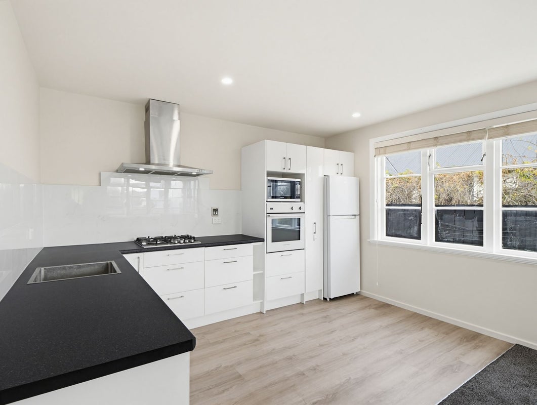 16 Boyne Avenue, Northcote, Christchurch - Carousel 2