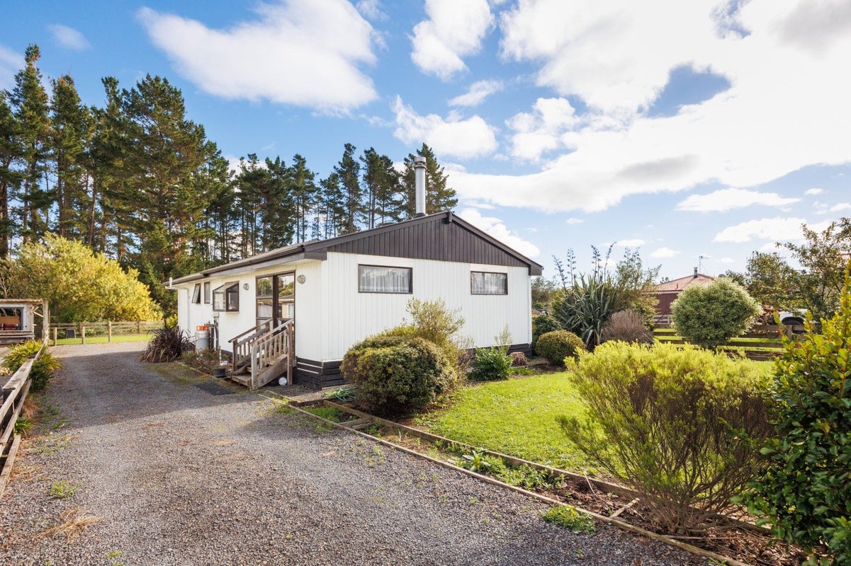 Property Valuation for 34 Graham Street, Shannon, Shannon | Trade Me ...