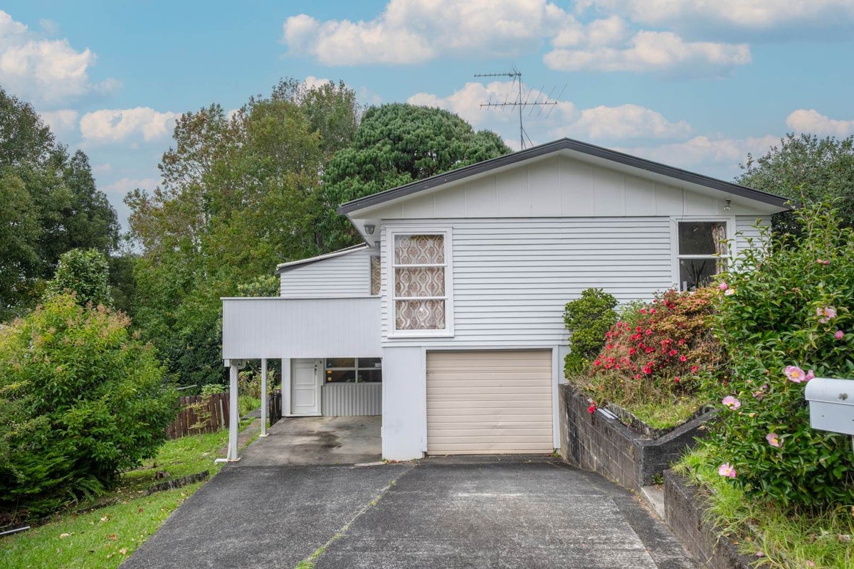 5 Juniper Road, Sunnynook, Auckland - Carousel 1