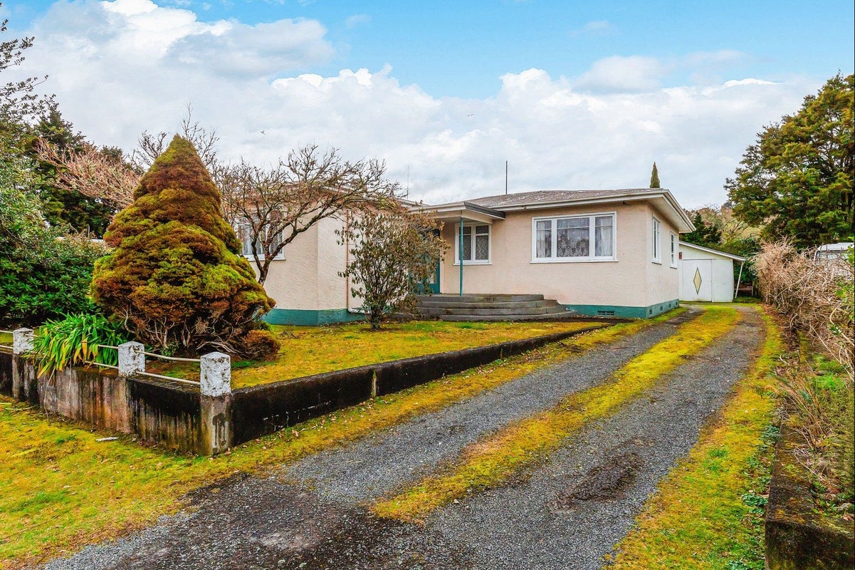 62 Ngatai Street, Taumarunui, Taumarunui - Carousel 1